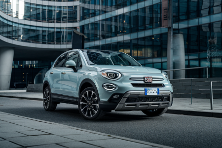 fiat-500x-paysage-urbain-immeubles
